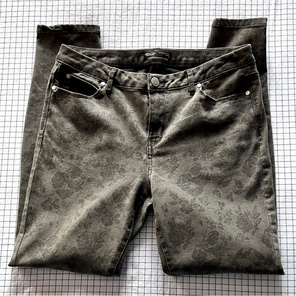 Simply Vera Skinny Metallic Denim